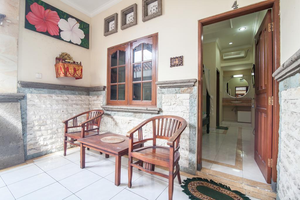 Lori Beach Inn Seminyak  Ngoại thất bức ảnh