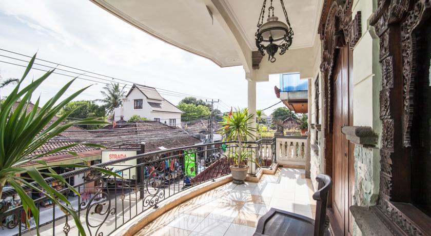 Lori Beach Inn Seminyak  Ngoại thất bức ảnh