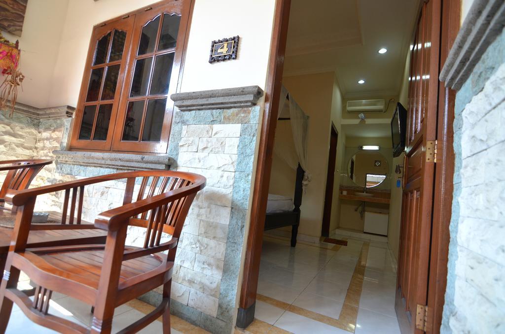 Lori Beach Inn Seminyak  Ngoại thất bức ảnh