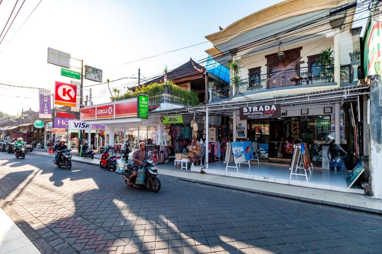 Lori Beach Inn Seminyak  Ngoại thất bức ảnh